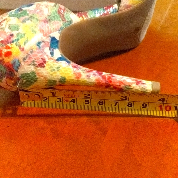 Women's heels - Picture 2 of 2